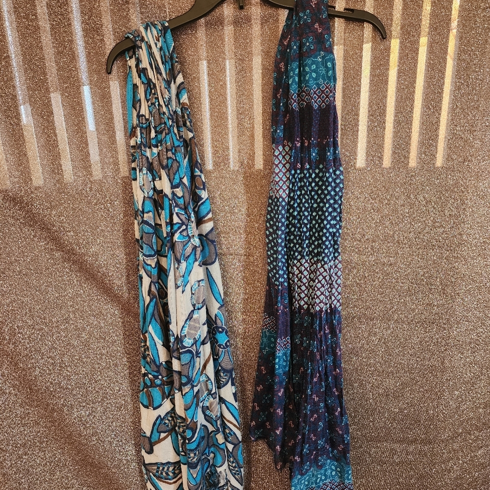 2 blue scarves